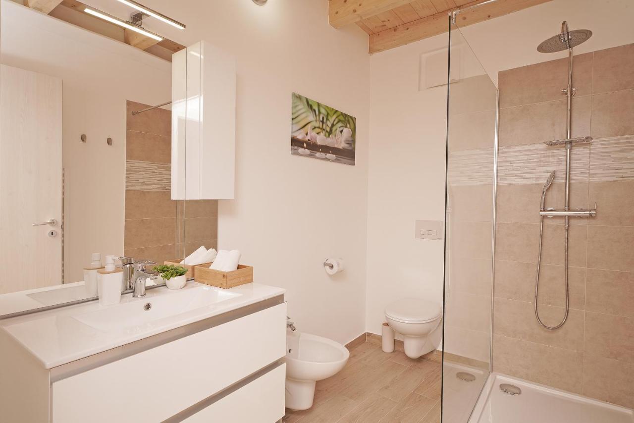 Apartments Villa Bougainville Сан-Феліче-дель-Бенако Екстер'єр фото